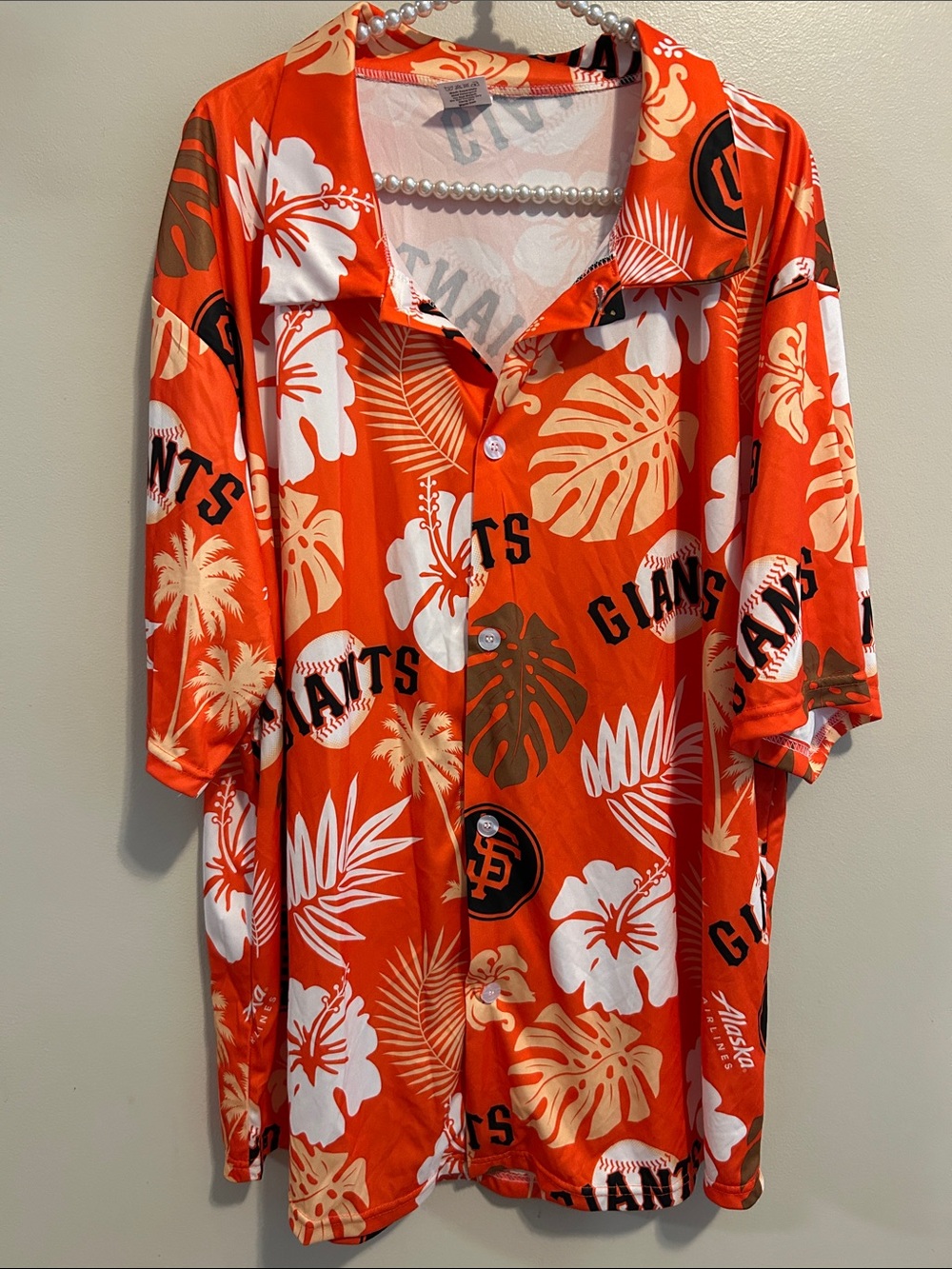 SF Giants MLB Hawaiian Aloha Shirt XL Alaska Airlines Stadium Giveaway Orange